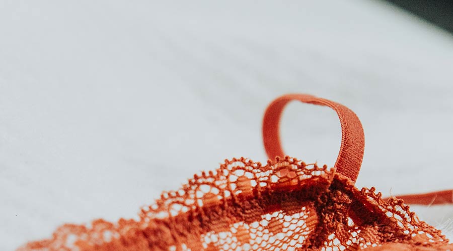 Corpiños: De la lencería a la pieza central de tu outfit de noche