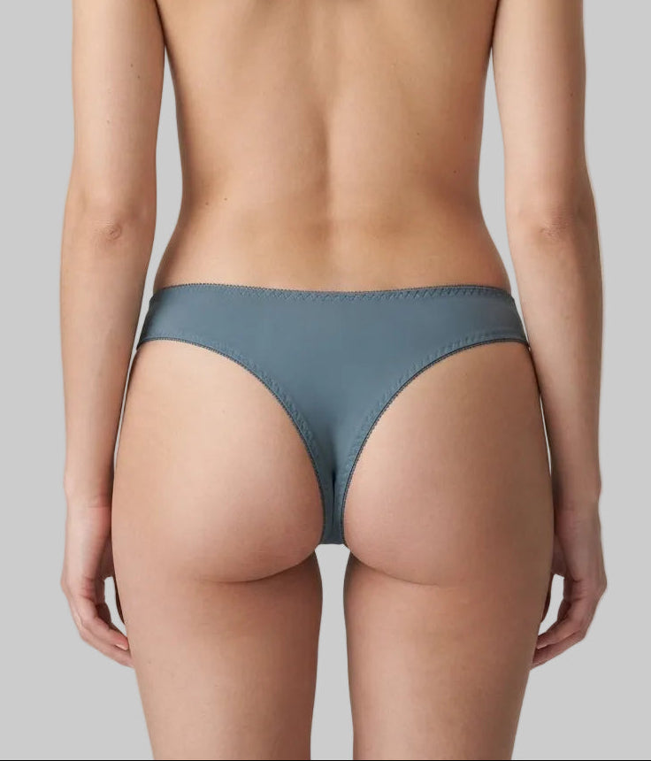 TANGA LETICIA